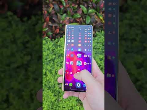 Samsung W24: A Closer Look at the Design!