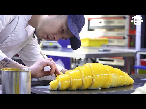 60cm Croissant! 1KG Giant Croissant in Hong Kong | Say Hey Bakery | Hong Kong Food長沙灣四喜麵包西餅60cm巨型牛角包