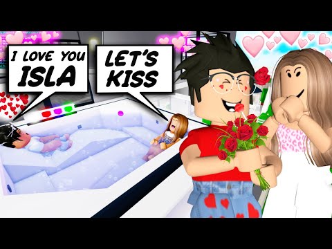 I CAUGHT MY BEST FRIEND KISSING A RICH BOY In BROOKHAVEN (Roblox Brookhaven RP)