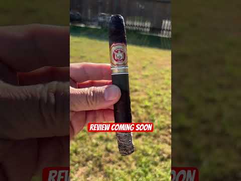 A spicy sucker from my buddy! #cigars #review #puro #viral #asmr