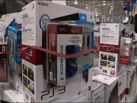 Black Friday shopping at a Best Buy store in 2010