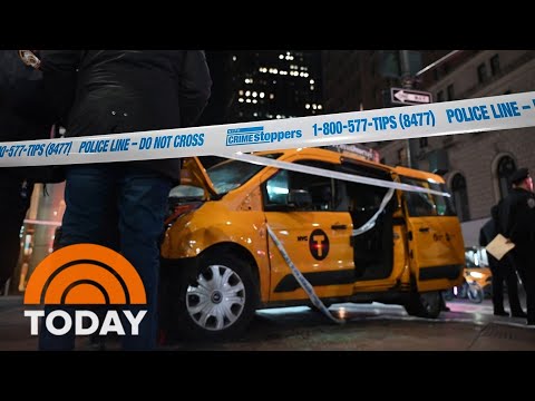 Taxi suddenly veers onto New York City sidewalk, injuring 6 people