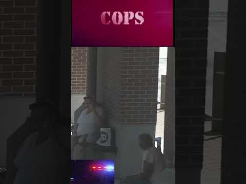 Stoopid Frauditor Gets Arrested At Rockford Metro HAHAHA