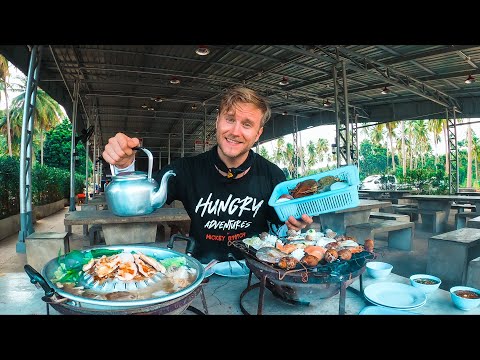 Thailand Motorbike Tour - THAI Food UNLIMITED / Eating Machine in Prachuap Khiri Khan