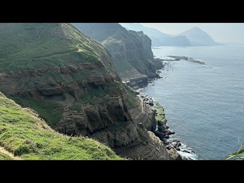 鼻頭角秘境|海蝕洞|企鵝岩|燈塔|史詩般的風景