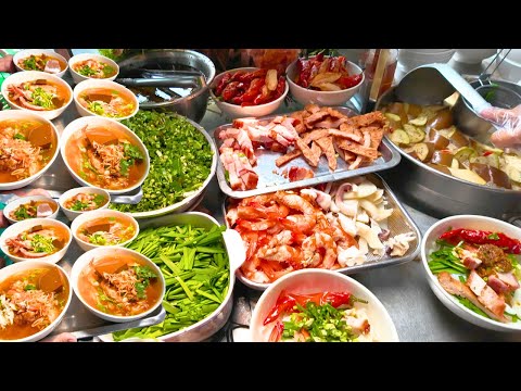 Delicious and popular! Collection of street food in Sai Gon, Vietnam // You must definitely try it