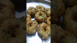 Ulunthu Vada Recipe in Tamil/Easy Evening Snacks Recipe in Tamil/#shorts