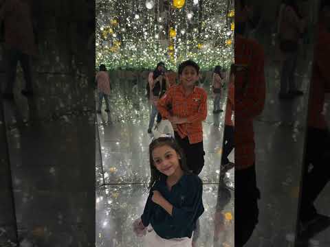 Fun In mirror museum 🥳#ytshortvideo #shortvideo #viralvideos #trending