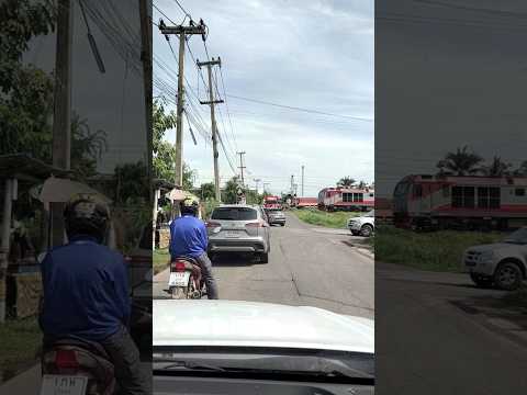 ระวังรถไฟด้วย #thailand #train #training #รถไฟ #รถไฟไทย