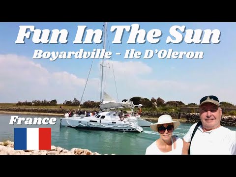 ENJOYING the Sun In BOYARDVILLE: Ile D'Oleron, France