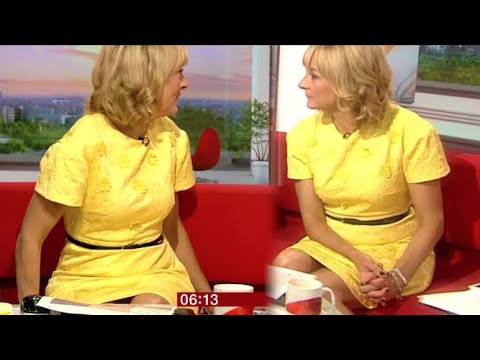 Louise Minchin | Yellow Minidress!