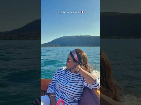 Boat day in #lakeannecy #france #travel #eurosummer #annecy #armorlux #grwm