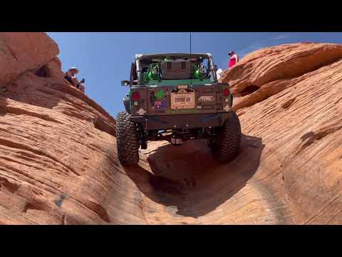 Her first time offroad and she absolutely nails the infamous Chute at Sand Hollow!