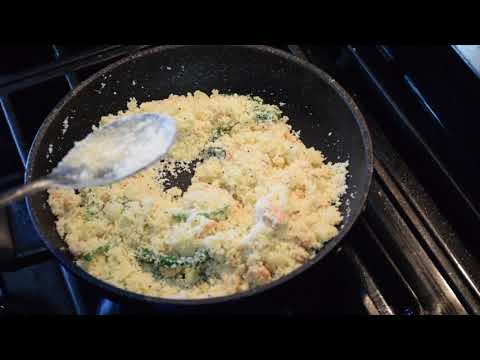 How to make Upma | Quick and Easy Indian Breakfast | Sooji or Uppittu | Bombay Rava Upma