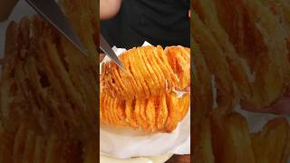 材料３つで出来る海外バズレシピのトルネードポテトが美味すぎた🥔 super crispy tornado potatoes #asmr #satisfying