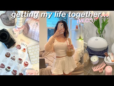 getting my life together & RESET VLOG 🌱 lots of deep cleaning, productivity, + organizing my room!