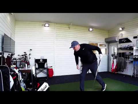 TIGER WOODS  NEW DRIVER TAYLORMADE M2 DRIVER REVIEW