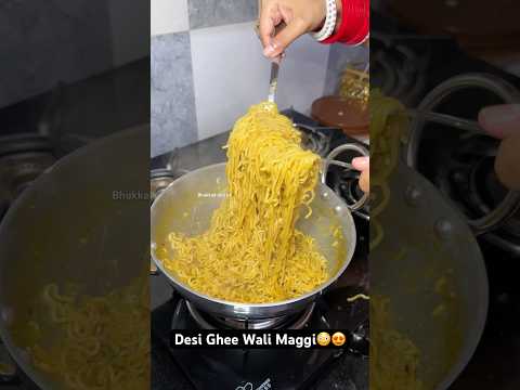 Desi Ghee Wali Maggi😳😍|| Indian Street Food