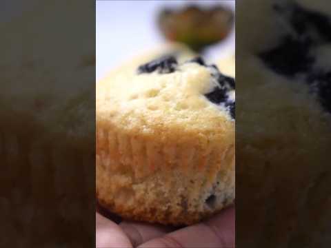 குழந்தைகளுக்கு பிடித்த புளூபெர்ரி மஃபின்-Spongy Blueberry Muffins-No butter/ soda,10 min #shorts