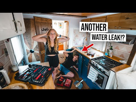 RV Life On the Road! - Huge Water Leak, Electrical Issues & More Problems 😫