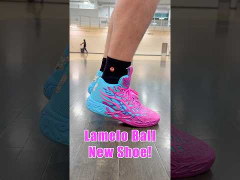 I’m not sure about these 🛸👽😑‼️ #lameloball #mb04 #weartesters #onfoot