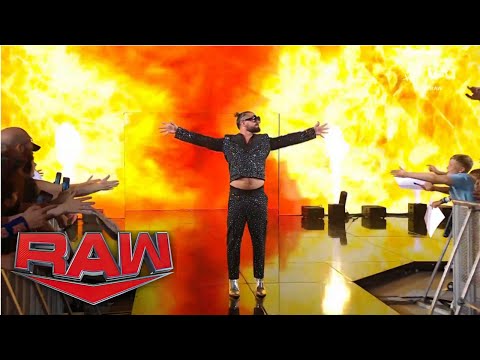 Seth "Freakin" Rollins entrance: WWE Raw #1624, July 8, 2024