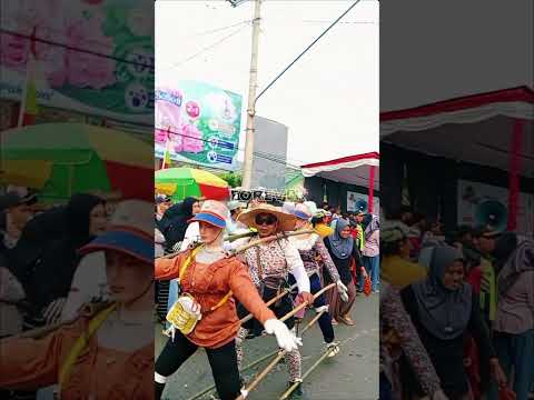 karnaval kecamatan blado