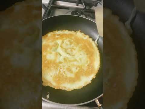 Omelette #asmr #omlet #breakfastrecipes #cooking