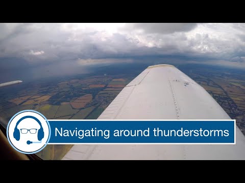 Navigating around thunderstorms - The Flying Reporter