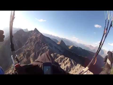 Paragliding Golden BC - willi 2014