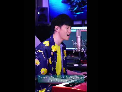 Maroon 5 Medley Cover (Piano play & sing verison)