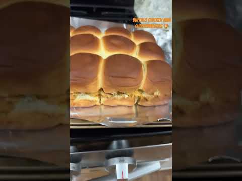 Buffalo chicken mini sandwiches 🥪 #howto #buffalo #buffalochicken