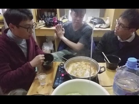 【宿舍日常偷打火锅Vlog】南方的边炉跟北方的火锅究竟有什么区别？（粤语无中字，哈哈）