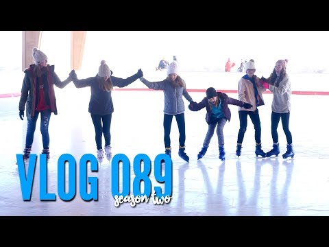 We went ice skating! | Vlog.089