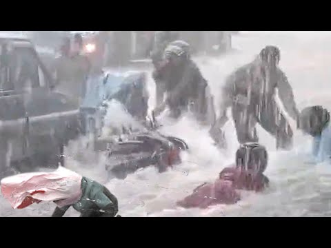 Just now! People falling from streams of water! Flash flood in Yogyakarta, Indonesia.