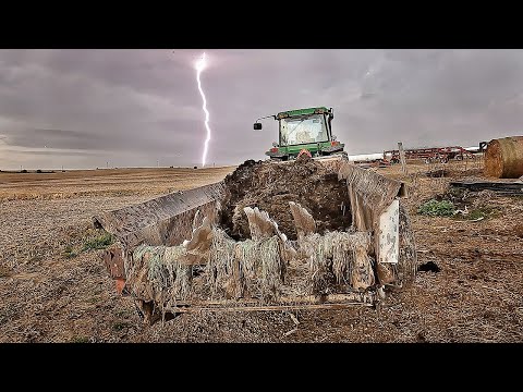 Dodging Lightning Bolts | Hauling Manure on to Corn