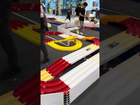 B-max class race chasing speed tamiya mini4wd tournament at waltermart makati