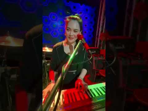 LAWA吳采蓁 - (Cover) 張惠妹 我恨我愛你 Live 20230203