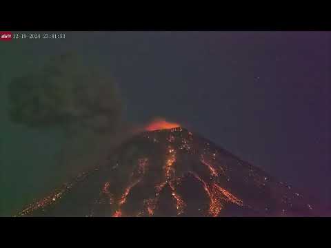 Dec 19, 2024: Fuego Eruption Lights up the Cone!