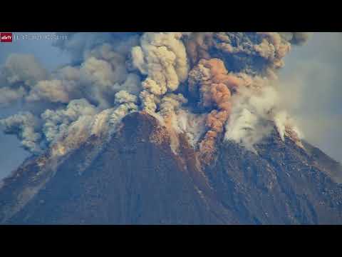 Nov 15, 2024: Small Pyroclastic Flow Triggered from Santiaguito Volcanic Eruption, Guatemala