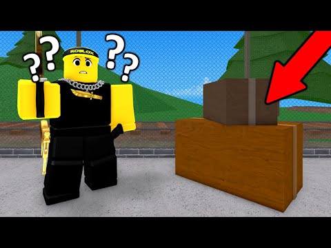 Disguise Hide and Seek in Murder Mystery 2!