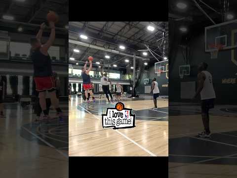 Smooth jumper or nah? #jumpshot #shorts #basketball #hoops #nba #stephcurry #weartesters