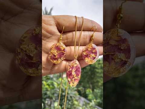 নতুন প্রেমের গোলাপের পাপড়ি preservation করলাম🩷💕 #yoursuchana #resingifts #youtubeshorts #earrings