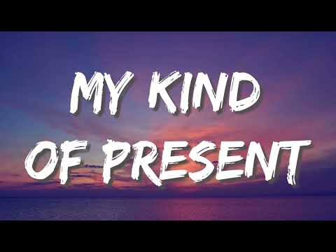 Meghan Trainor - My Kind of Present (Lyrics)