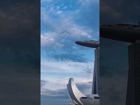 CATCH THE RSAF FLYPAST AT MARINA BAY | @c0ddiw0mple