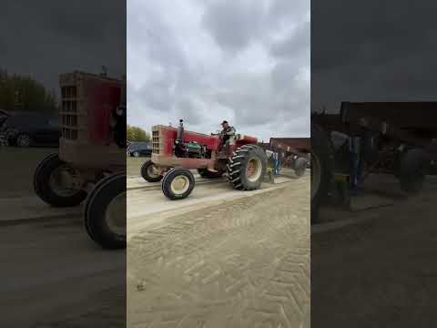 Cockshutt 1950 with 6v53 tractor pull