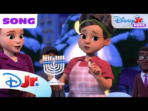 SuperKitties "Hanukkah Lights" Song 🎶🕎 | @disneyjr