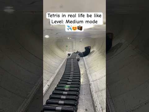 I love loading your bags inside the belly of an airplane ✈️🧳 #travel #vacation #flight ht