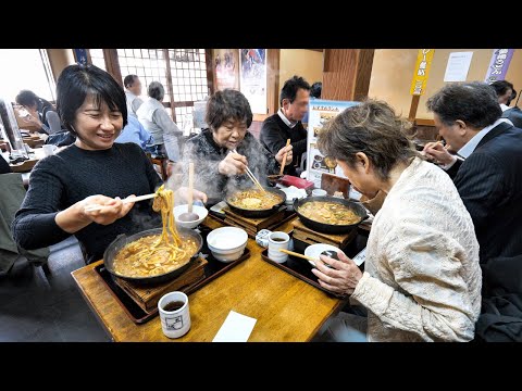 Famous Miso Nikomi Udon in Nagoya! A long queue outside the store!