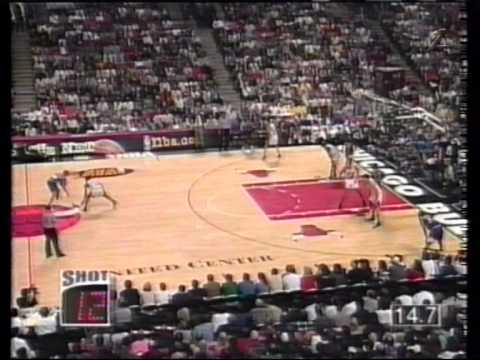 Bulls - Utah 1997 lokaleikur  (Einar Bolla og Valtýr Björn)